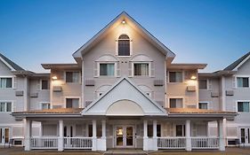 Travelodge Suites By Wyndham Moncton